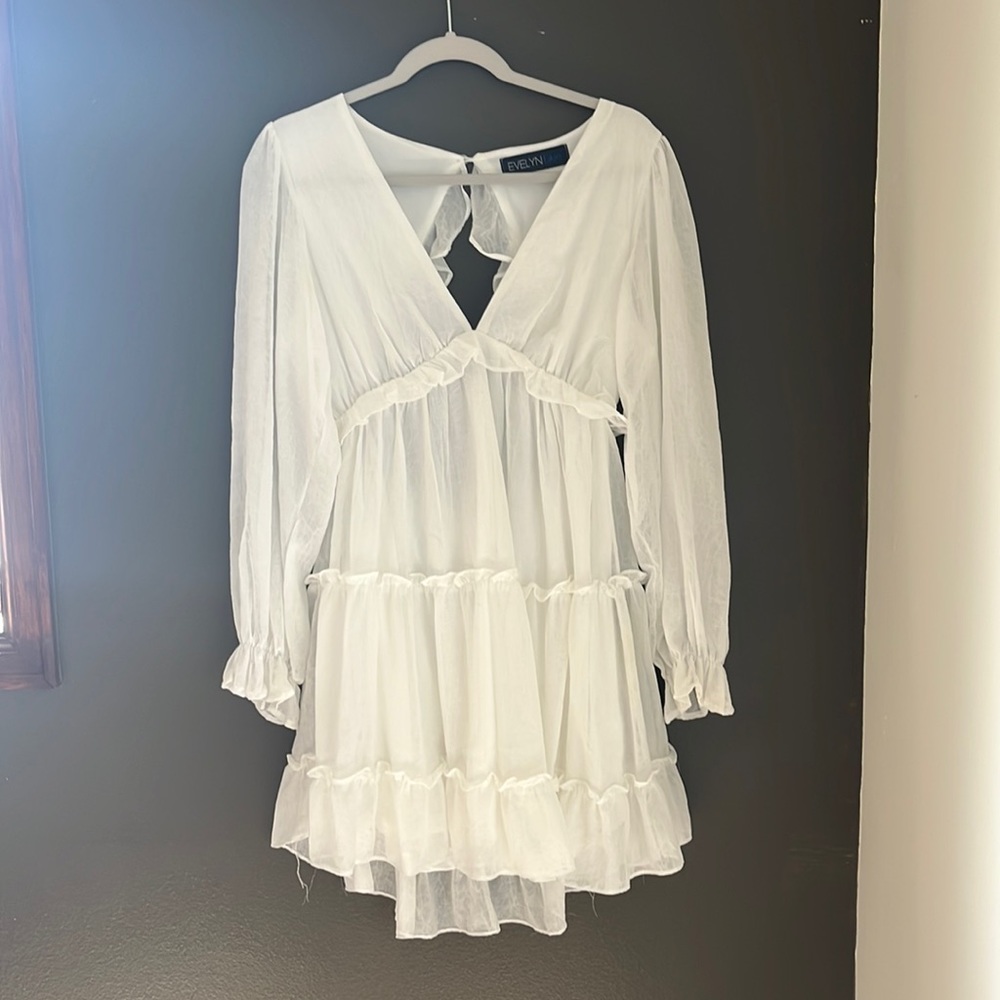 Long sleeve flowy bohemian white dress